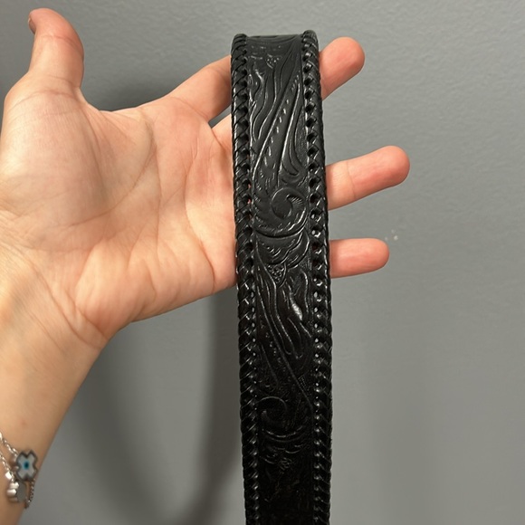 LEEGIN Silver Creek Collection Tooled Leather Western Belt size 36 - Picture 10 of 17